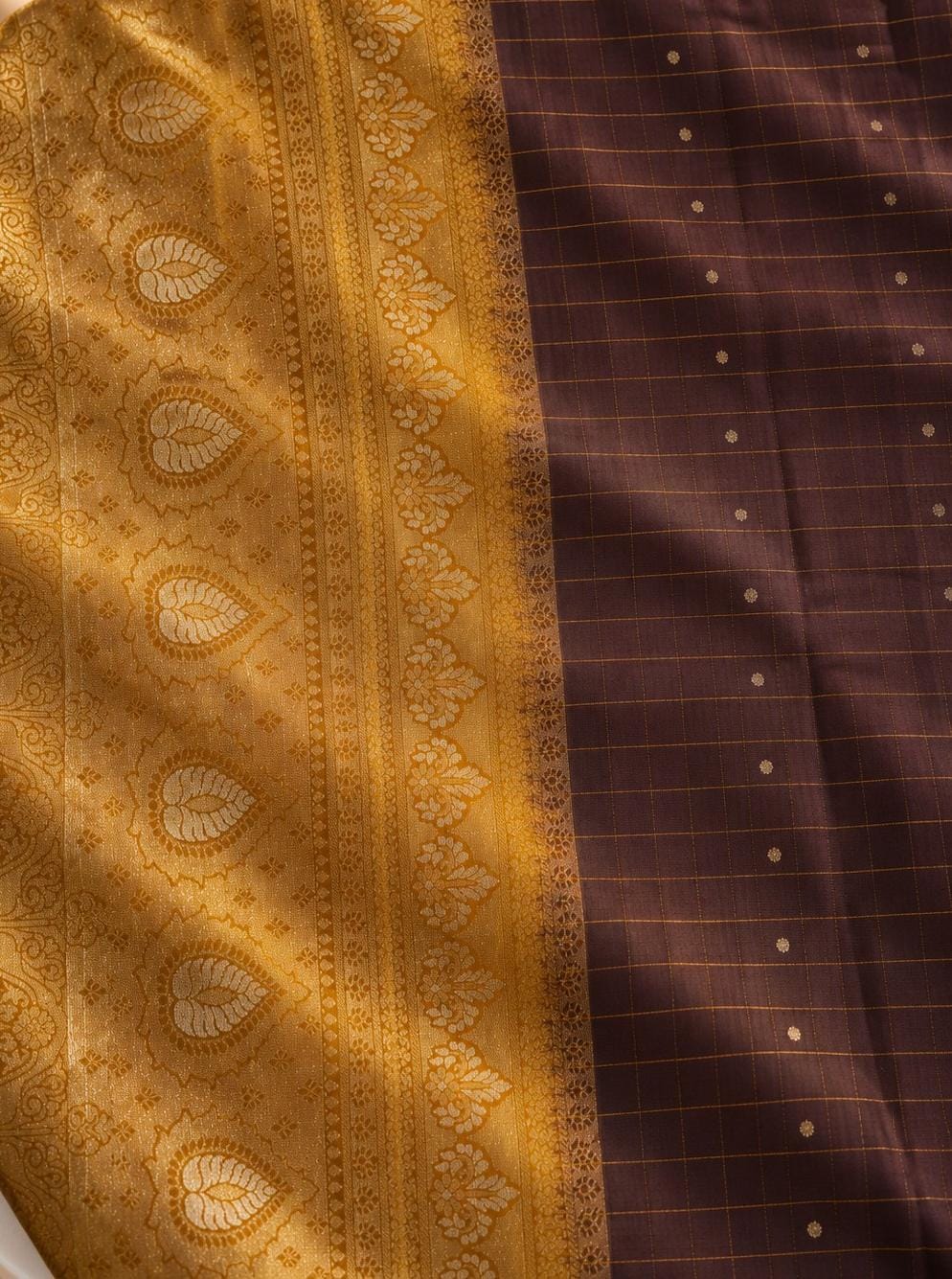 Espresso Kanaka - Espresso depth. Mustard glow.